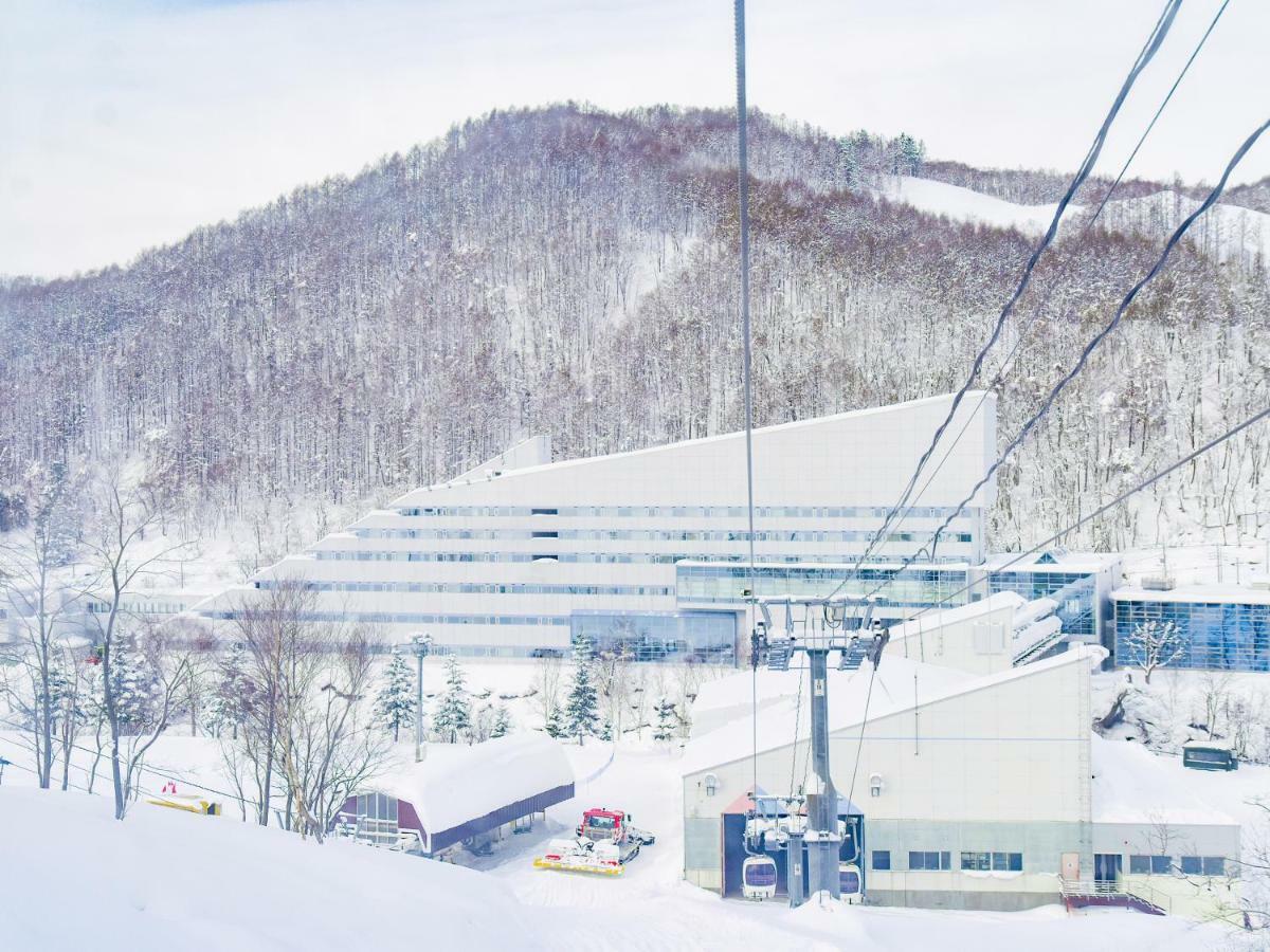 Hotel Mount Racey Юбари Экстерьер фото